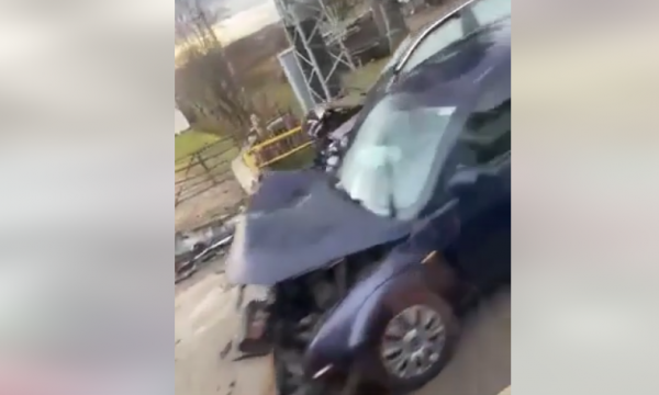 Pamje nga aksidenti i rëndë në Deçan ku u lënduan 5 persona