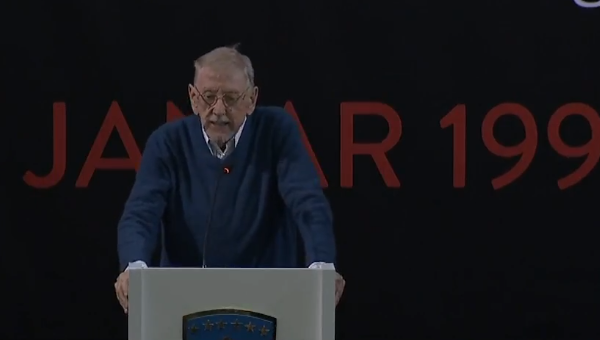 Walker thotë se gëzohet që e sheh Kurtin si kryeministër në Reçak, përmend edhe ish presidentin Thaçi