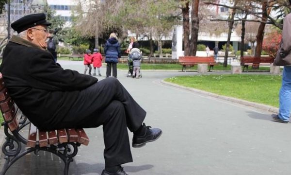 Vendet që kanë moshat më të ulëta dhe më të larta të daljes në pension në Evropë