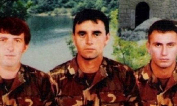 26 vjet nga rënia e tre ushtarëve emblematikë të UÇK-së