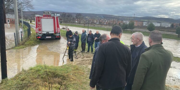 Klina goditet rëndë nga vërshimet, Elezaj thotë se dëmet janë të konsiderueshme