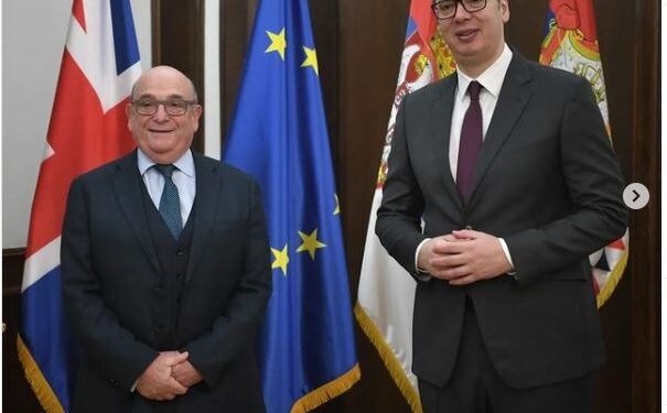 Vuçiq pas takimit me emisarin britanik kërkon formimin e Asociacionit