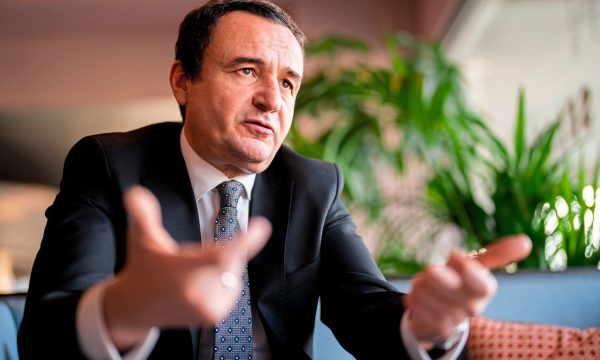 Kurti për “Der Standard”: Perëndimi nuk po më trajton siç po e trajtojnë Vuçiqin