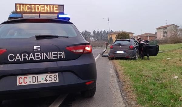 Pas aksidentit përfundoi në pranga, çfarë ju gjet të riut shqiptar në automjet