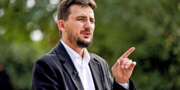 “Të pretendosh që në Kuran ka mrekulli shkencore…”, Hoxhë Drilon Gashi kapet keq me ndjekësit