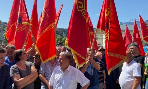OVL-UÇK i bashkohet protestës kundër Kurtit