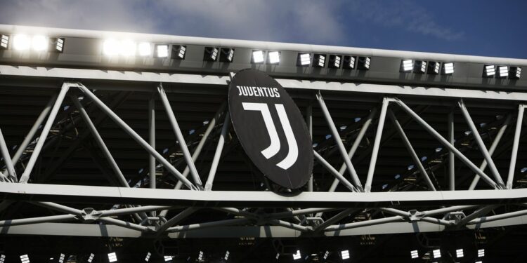 Prokuroria Federale kërkon që Juventusi të penalizohet me 9 pikë