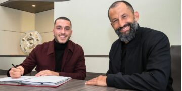 ZYRTARE: Bayern i jep kontratën e parë profesionale talentit kosovar