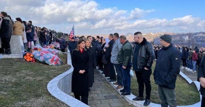 Reçaku, ministrja Haxhiu: Kërkesa jonë për drejtësi nuk do të pushojë asnjëherë