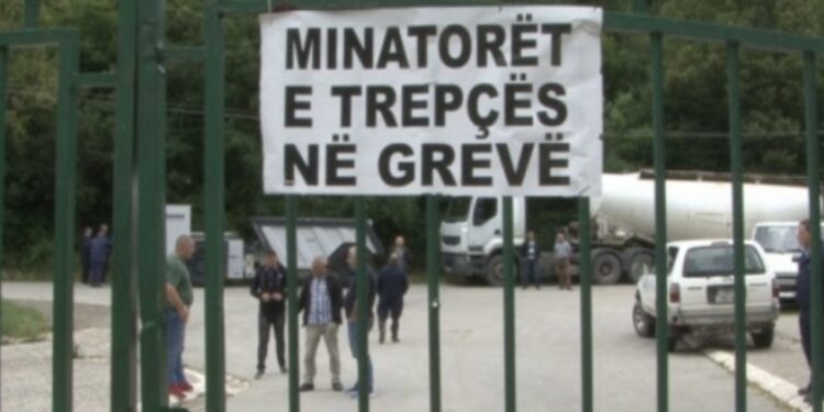 LAJMI I FUNDIT: Minatorët e Trepçës në grevë