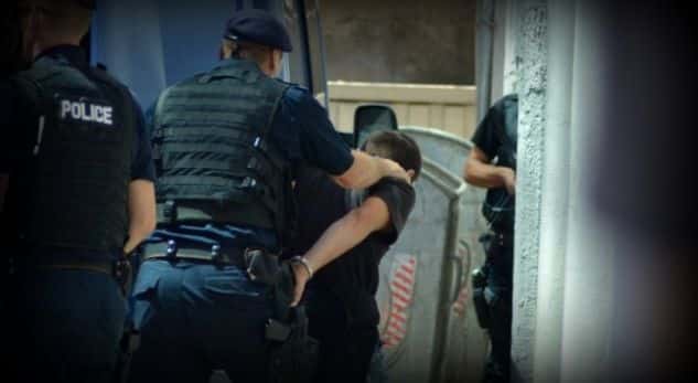 I humbi arma, prishtinasi denoncoi rrejshëm se ia grabitën: Kisha frikë se më largojnë nga puna