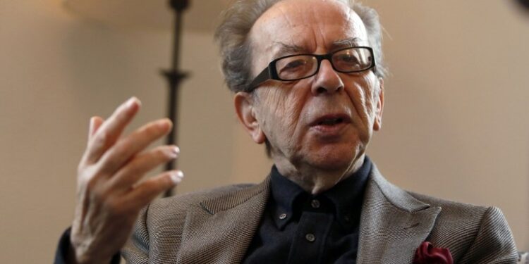 Ismail Kadare sot mbush 87 vjet