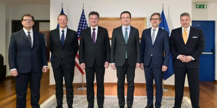 “Danas” publikon planin franko-gjerman: Çka thuhet në të për Kosovën dhe Serbinë?