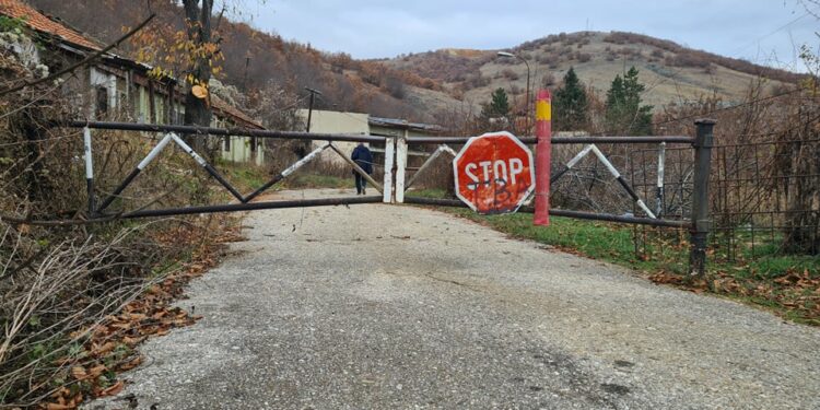 Mbi 150 minatorë të Kishnicës hyjnë në grevë, duan nivelizim të pagave me ata të Trepçës