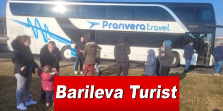 Skandal: Një grup mërgimtarësh kanë mbetur në rrugë qe 2 ditë, “Barileva Turist” huazoi autobus pa sigurim e liçensë – Policia hungareze nuk po i lejon të kalojnë kufirin
