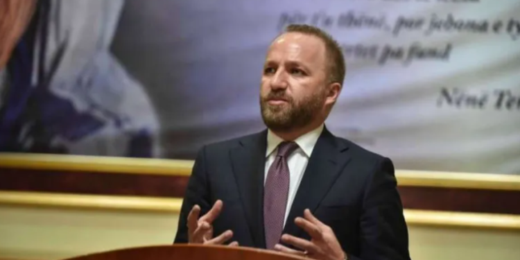 Tahiri: Kurti dhe Osmani fajtorë për degradim të raporteve me Amerikën
