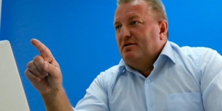 Berisha: Zgjohuni bashkëatdhetarë, me votën tuaj instaluat fallangën e Vuçiqit në Kosovë