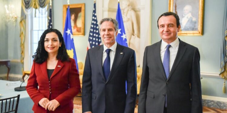 Blinkeni uron Kosovën, përmend dialogun me Serbinë dhe njohjen reciproke