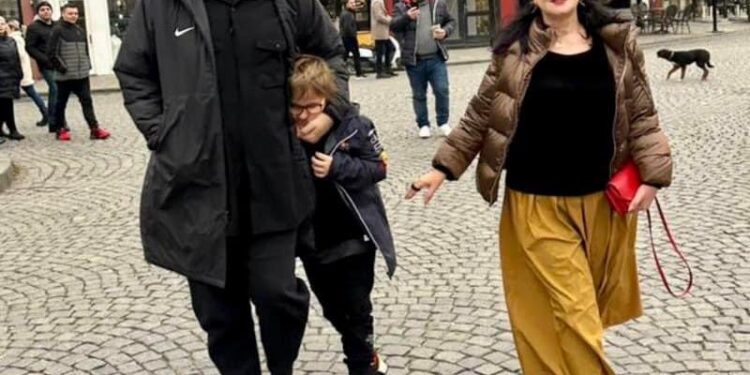Edi Rama kalon pasditen në Prizren