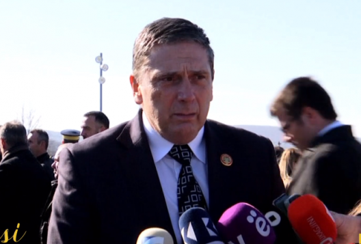 Kandidati për president të Serbisë shkon në Prekaz: E mbështes pavarësinë e Kosovës, kam ardhur për zgjidhje historike