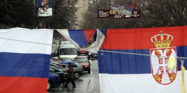 Khodorokovsky: Putini do të përpiqet përmes Serbisë ta destabilizojë Ballkanin