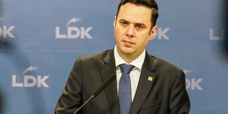 LDK liston “mashtrimet” e Qeverisë Kurti: Energjia u shtrenjtua 100%