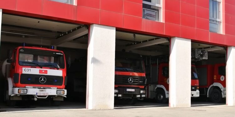 Zjarrfikësit e Prishtinës, të pakënaqur me koeficientin e ri të pagave
