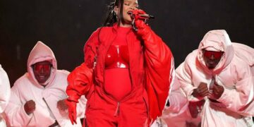 Paraqitja e zjarrt e Rihannës në Super Bowl, me bark të fryrë por tejet ndezëse