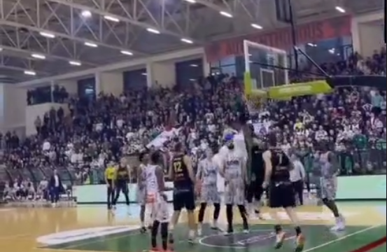 Pamje: Momenti kur lojtari i Trepçës e theu tabelën e koshit