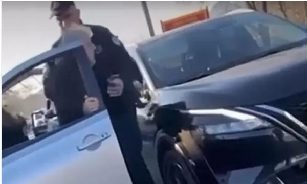 Deklarohet për herë të parë polici malazez që rrahu Petraq Milon