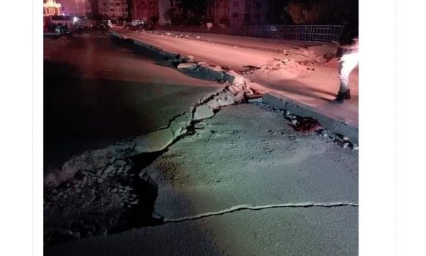 Pamje të frikshme nga tërmeti i ri që goditi mbrëmë Turqinë