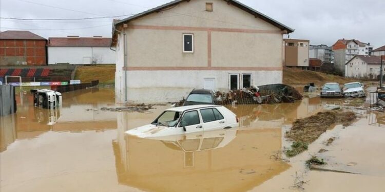 Vërshimet e mëdha në Skenderaj, grumbullohen afër 400 mijë euro në Fondin Emergjent