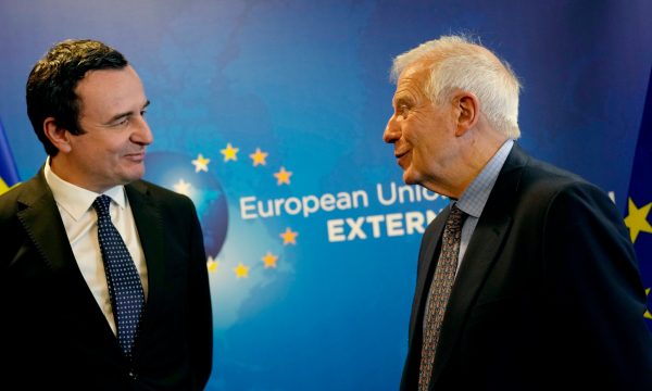 Përfundon takimi i Kurtit me Borrellin dhe Lajçkun, nis ai ndërmjet Vuçiqit dhe përfaqësuesve evropianë