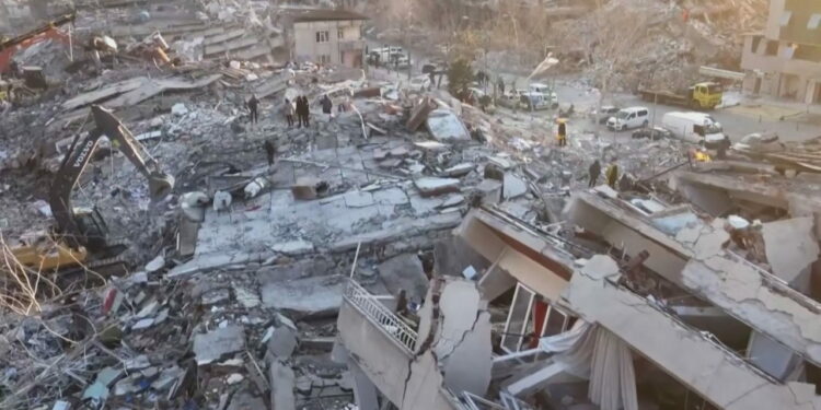 Kompleksi u shemb nga tërmeti, arrestohet ndërtuesi turk, po ikte jashtë shtetit