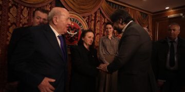 Përparim Rama dhe Jim Xhema vizitojnë familjen e ish-presidentit Rugova