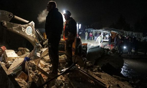 E njëjta si në Durrës, shfaqen dritat misterioze në qiell pak para tërmetit shkatërrues në Turqi