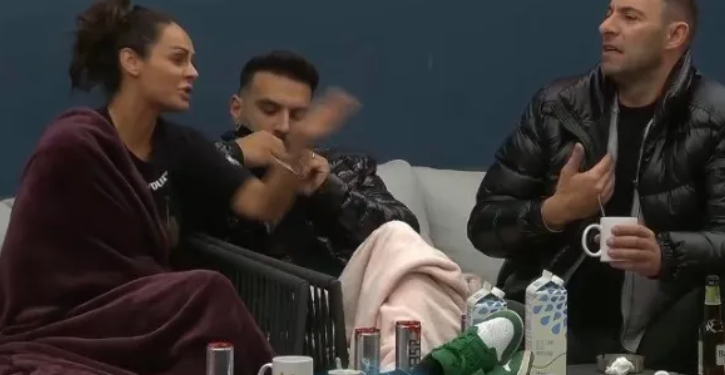 Xhuli-Vedatit: Meshkujt si ti i shti n’xhep