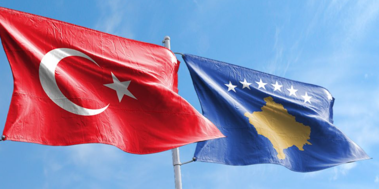 Turqia uron Kosovën për Ditën e Pavarësisë, e falënderon në shqip për mbështetje