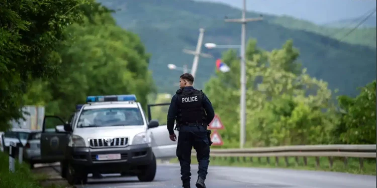 Të shtëna me armë në Zveçan, pak metra larg pikës së kontrollit ku qëndron njësia e Policisë Kufitare