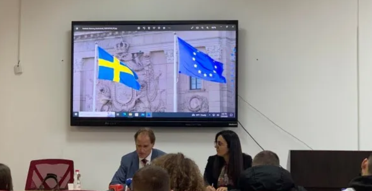 Ambasadori suedez: Ka një shans të vogël për lajm pozitiv nga Brukseli