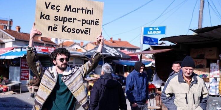 PDK me tjetër aksion nga pazari i Prishtinës: Veç Martini ka super-punë në Kosovë