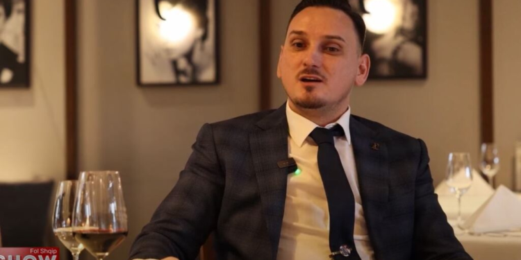 I riu i cili shkoi në Zvicër si kamarier, sot menaxhon një nga restorantet më luksozë në Cyrih