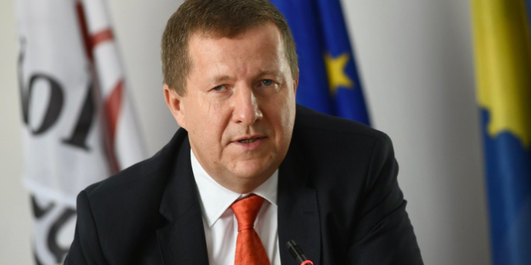 Szunyog përgëzon deputetë për ratifikimin e tri marrëveshjeve: Urime Kosovë