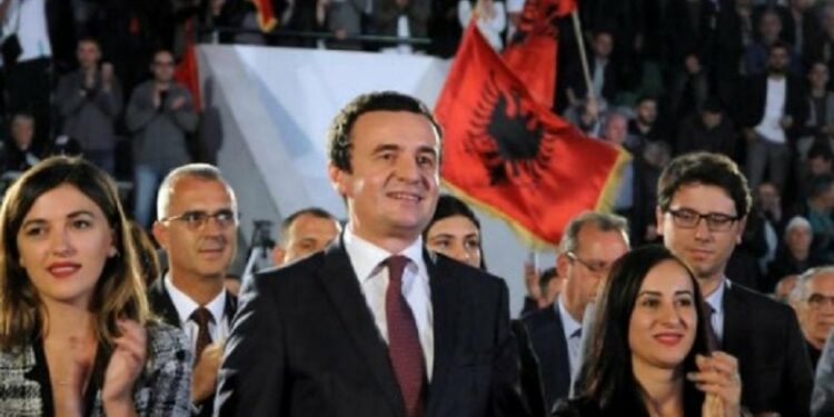 VV në dy-vjetorin e fitores: Sakrifica e mijëra aktivistëve po shpërblehet me një shtet që s’vjedh