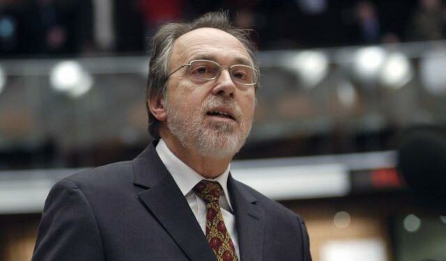 Zbulohen prapaskenat e komplotit serb për ta vrarë Dick Marty-in dhe për t’i fajësuar kosovarët
