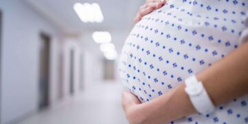 Pse gratë shtatzëna ruse po “pushtojnë” Argjentinën?