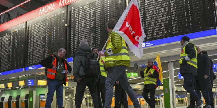 Punëtorët hyjnë në grevë, bllokohen shtatë aeroporte në Gjermani