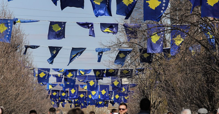 15 vjet shtet, mediat e huaja: Kosova ende përballë sfidave serioze, sytë kah një marrëveshje me Serbinë