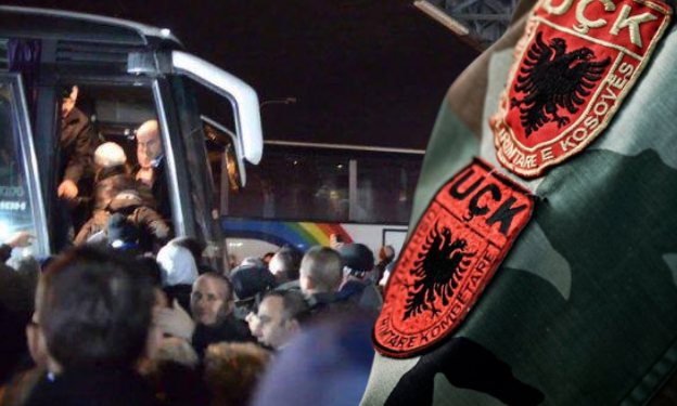 Në 15-vjetorin e Pavarësisë, ish-ushtari i UÇK-së e nis djalin e tij për në Gjermani