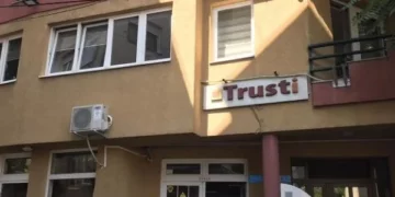 Paratë e Trustit në rrezik, Qeveria e quan propagandë alarmin e opozitës